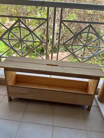 Solid Pine Storage Bench / Coffee Table with Lift-Top