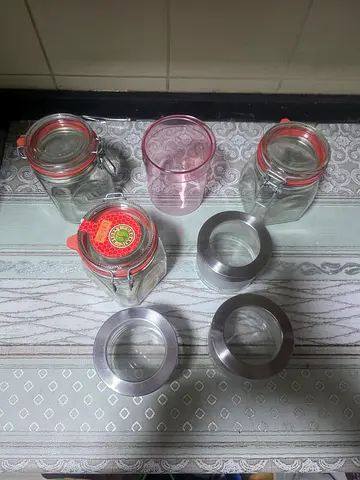 Set of 7 Glass Kitchen Storage Jars with Airtight Clips and Metal Lids