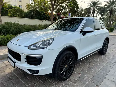 2016 Porsche Cayenne Standard - GCC Specs - Excellent Condition!