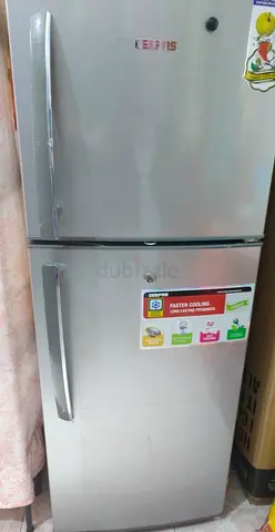 Fridge - Geepas 200L Gross/130L Net Capacity Double Door