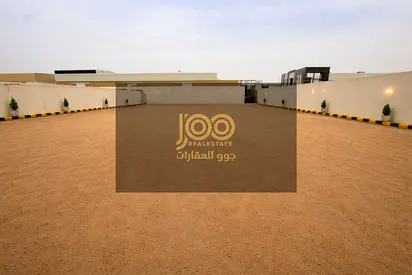 مجمع شبرات + حوطة للإيجار | 4 مستودعات + أرض 30,000 قدم² | على شارع رئيسي