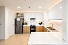 Spacious 1BR + Study | Fully Furnished | Mid Floor