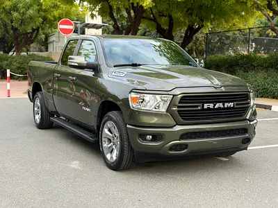 Hemi bighorn v8 super clean