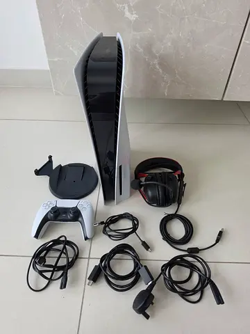 PlayStation 5 Console with DualSense Controller, Headset and Cables - Great Condition