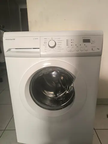 Frigidaire washing machine in good condition