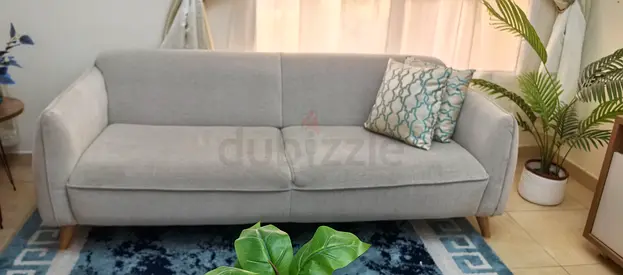 Light grey 3-seater fabric sofa in good condition