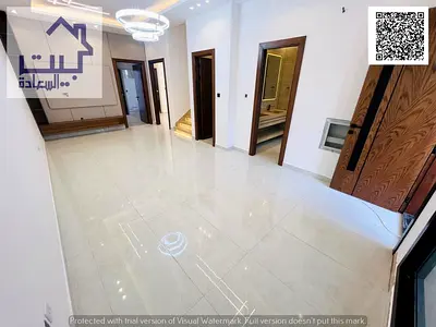 فيلا طابقين وروف ، شاملة رسوم التسجيل ، بجوار حديقة الحميدية الشهيرة ، موقع مميز تملك حر مدي الحياة .