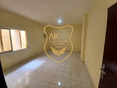 HUGE SIZE 2BHK FOR FAMILY IN MEENA BAZAR JUST IN 68K