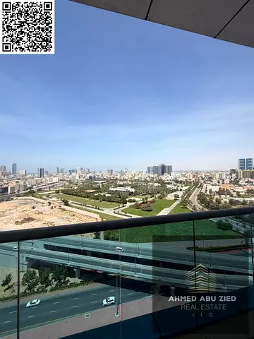 افخم وارقي غرفه وصاله مع 2 حمام بلكونه اطلاله مفتوحه باركينج مجانا موقع مميز صيانه كامله علي المالك طول فترة الايجار قريب من المخارج لدبي والشارقة