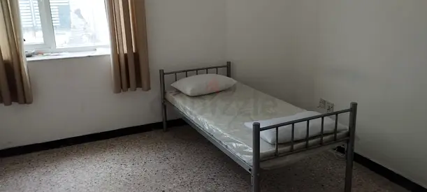 Big room with separate washroom for executive bachelors/working lady available, opp Al wahad mall