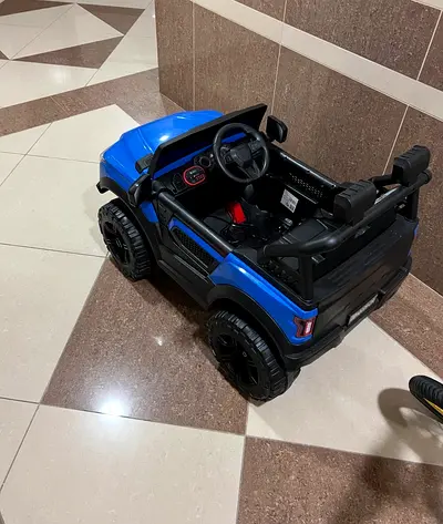 Chargeable Toy car for toddlers
