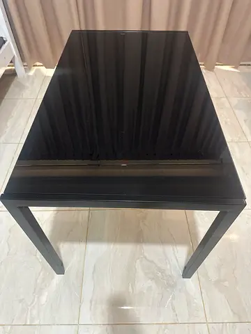 Dining Table 6 seater (Tempered Glass)