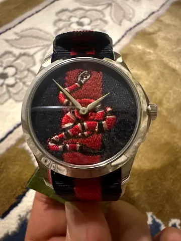 ساعة Gucci Le Marché des Merveilles (غوتشي لو مارشيه دي ميرفي ديس)