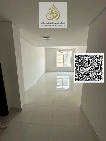 غرفة وصالة بالراشدية 3 شارع الشيخ خليفة بجانب جراند مول وقريب الكورنيش، 2 حمام، مطبخ كبير، تكييف مجاني، مساحات واسعة جدًا، 38 ألف، 4 أو 6 دفعات، تأمين