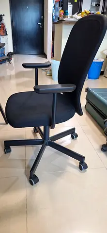 Black Ergonomic Mesh Office Chair with Adjustable Armrests