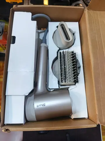 Shark Hair Dryer with Brush Attachments - Like New