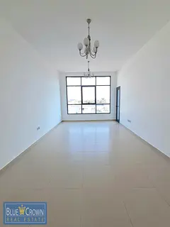 Spacious 2BHk apartment | villas view | Close to Metro | laundry room