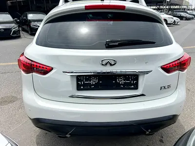 2010 Infiniti FX45/FX35 — фото 4