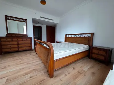 Solid Wood King Bedroom Set (200x200) with rattan details- Excellent Condition