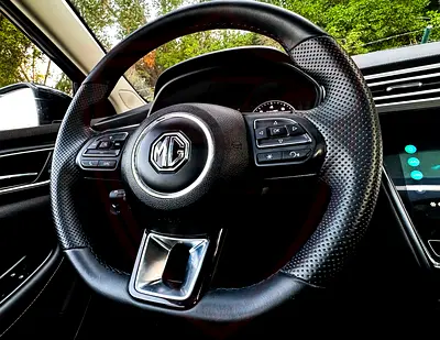 MG MG5 Luxury, миниатюра 12