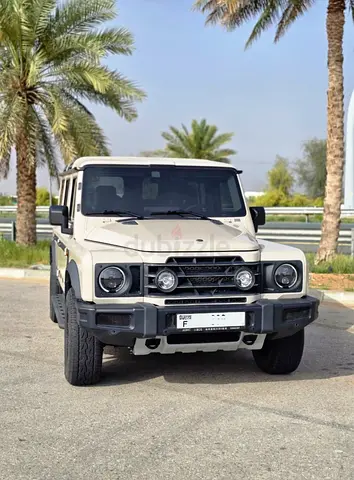 INEOS Grenadier 2024 first owner like new