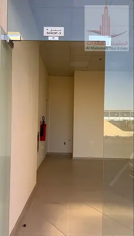 محل للإيجار في الراشدية 3 | موقع مميز وسهل الوصول وبسعر 18,000 درهم سنويًا