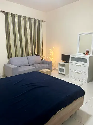 Room available for rent tawun near Dubai exit and at bridge first tenant new flat 1,2or 3 persons