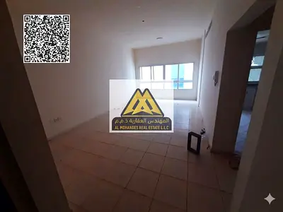 استديو مساحة كبيرة جدا | بلكونة | مطبخ منفصل | موقع مميز بالقرب من جميع الخدمات | دقايق للبحر