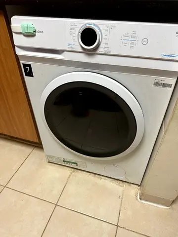 Front load washing machine - excellent working condition, almost new.