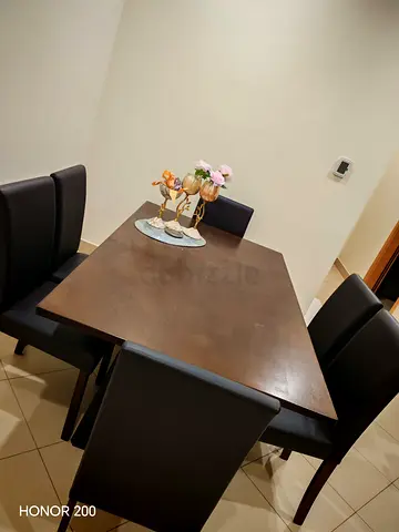 Solid Wood Dining Table with 6 Upholstered Chairs - Good Condition offer only for today