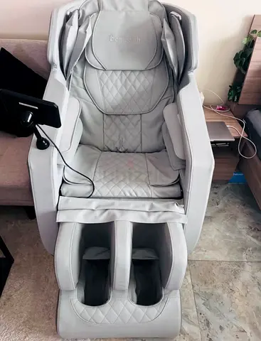 Full-Body Electric Massage Chair in Grey — Excellent Condition