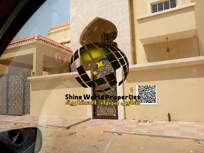 للايجار فيلا 5 غرفة وصالة ومجلس بالروضه1 عجمان