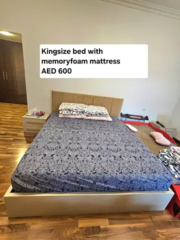 King-size bed frame with memory foam mattress - Excellent condition