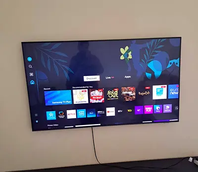 55 Samsung Smart LED TV - Wall Mounted, Good Condition