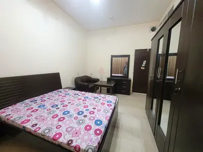 Room available for rent 2500
