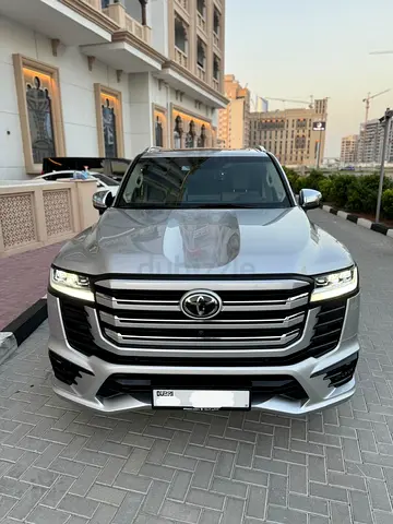 Toyota Land Cruiser VXR 2024 – Top Spec | Excellent Condition