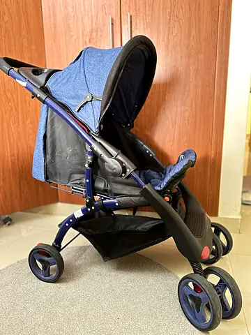 Foldable baby stroller - compact, used, good condition