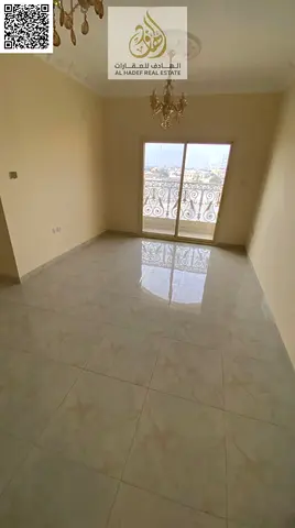 غــرفه وصــاله للإيجــار الســنوي في عجــمان الجــرف 2 مع بلكــونه فيــو مفتــوح وخزانــه بالحائــط و2 حمــام بموقــع مميــز قريــب من الجامعــه والمح