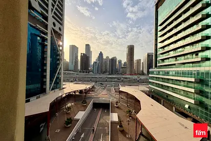 Lake View I Semi Furnished I Near To Metro