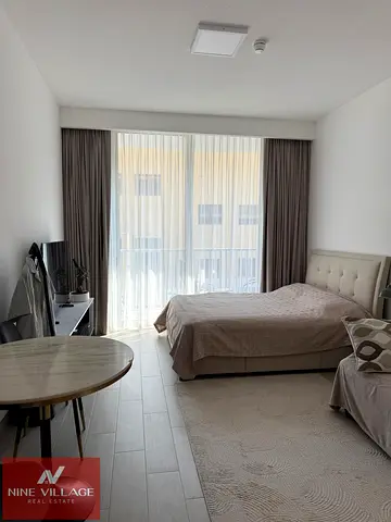 FULLY FURNISHED - ELEGANT STUDIO - SPACIOUS LAYOUT