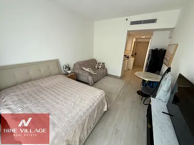 FULLY FURNISHED - ELEGANT STUDIO - SPACIOUS LAYOUT