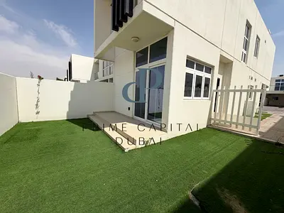 Corner 3 BR Townhouse + Maid | Single Row | Vacant