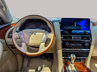 2015 Infiniti QX80 — фото 10