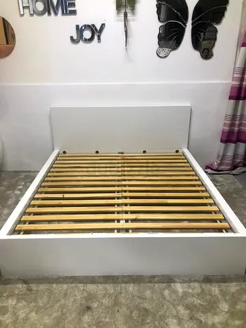 IKEA MALM bed frame 180x200