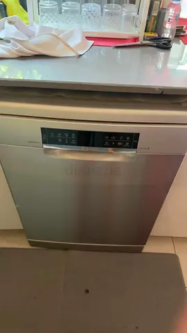 Stainless steel built-in dishwasher - good working condition