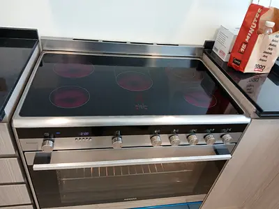 Siemens iq700 five burner cooker electric ceramic 90cm