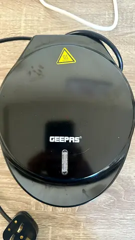Geepas Omelette Maker- Used, Working