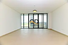 Spacious 3 Bedrooms Apartment with Big Balcony in Misk