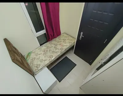 Premium Executive Partitions for Professionals in Discovery Gardens