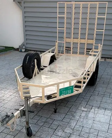 Trailer
 Length 3.15 m × Width 1.40 m